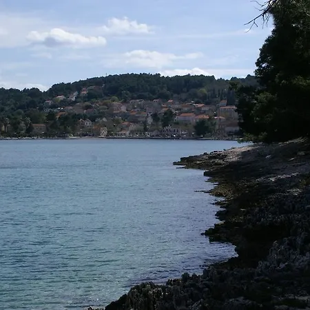 135a * Lumbarda