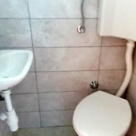 135a Apartment *